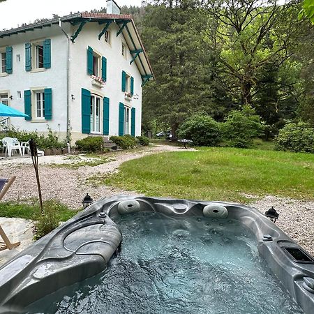 Вілла Maison Chaleureuse Avec Cheminee Bord De Riviere Жерарме Екстер'єр фото