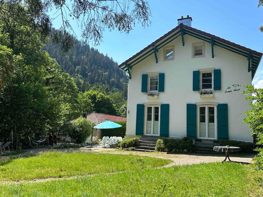 Вілла Maison Chaleureuse Avec Cheminee Bord De Riviere Жерарме Екстер'єр фото